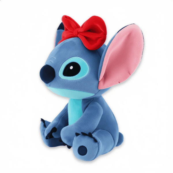 Disney Stitch knuffel met vlinderdas, driekwart aanzicht