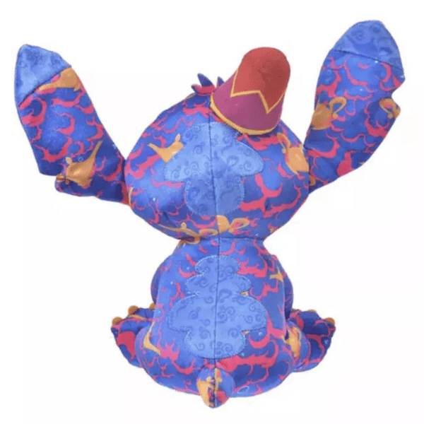 Pluche knuffel van Stitch, gezien vanaf de achterkant, Aladdin editie.